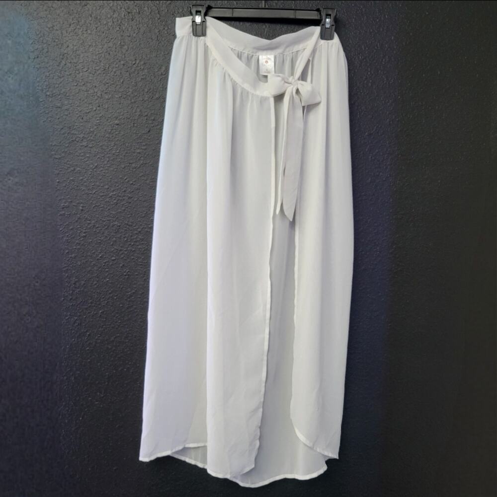 Shade & Shore Wrap Skirt Women’s M White Sheer Swim Cover Up Tie Waist Beach
